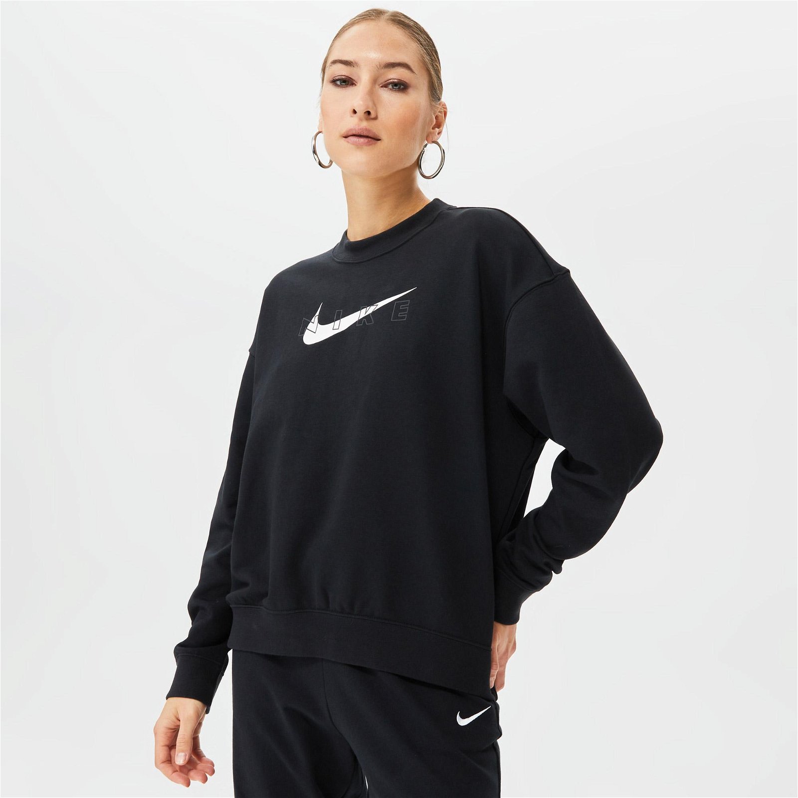 Nike Dri-FIT Gt Ft Gx Crew Kadın Siyah Sweatshirt