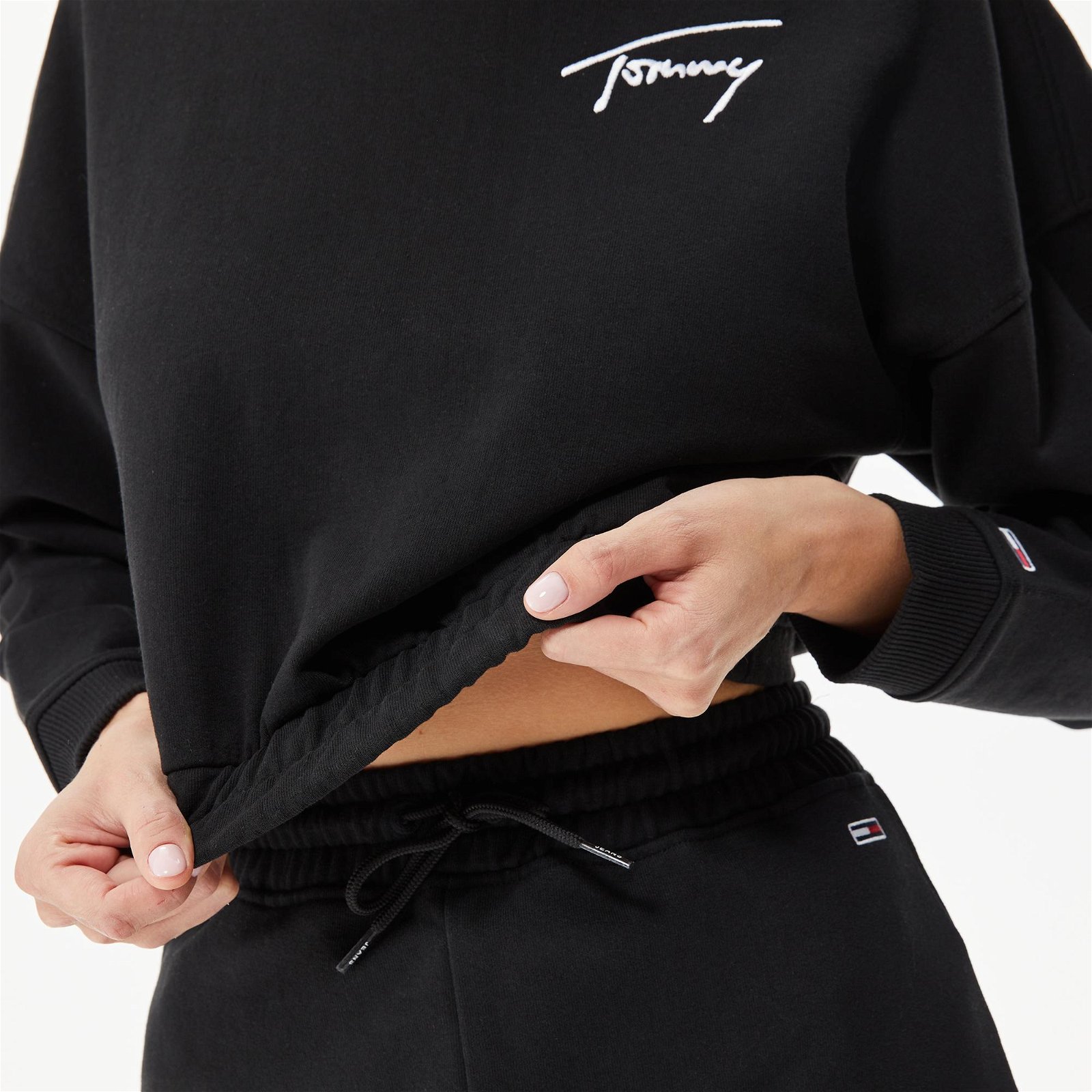 Tommy Jeans Crop Signature Mock Neck Kadın Siyah Sweatshirt