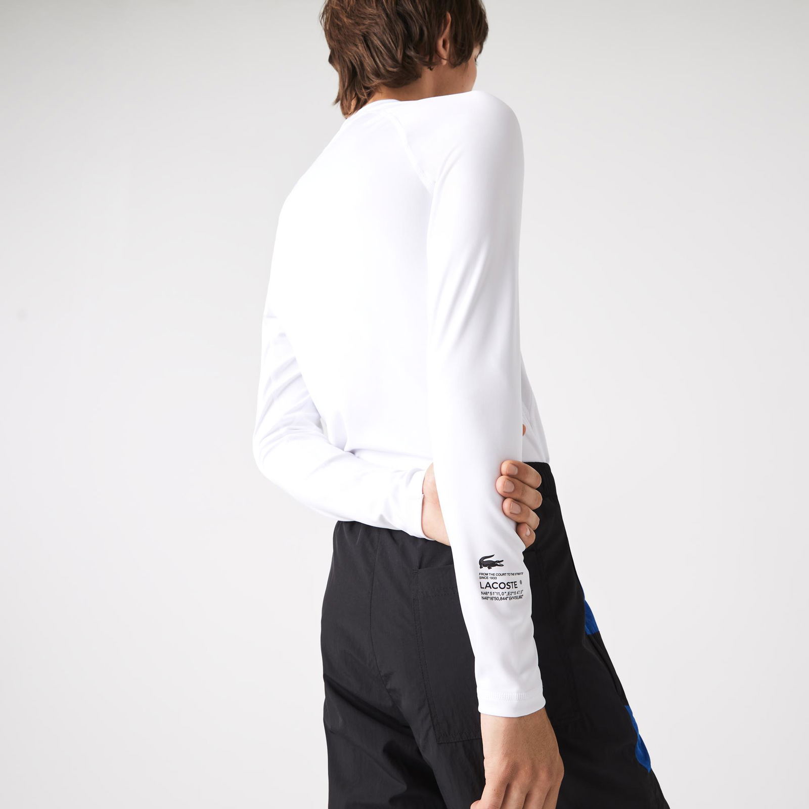 Lacoste Active Erkek Tapered Fit Uzun Kollu Bisiklet Yaka Baskılı Beyaz T-Shirt