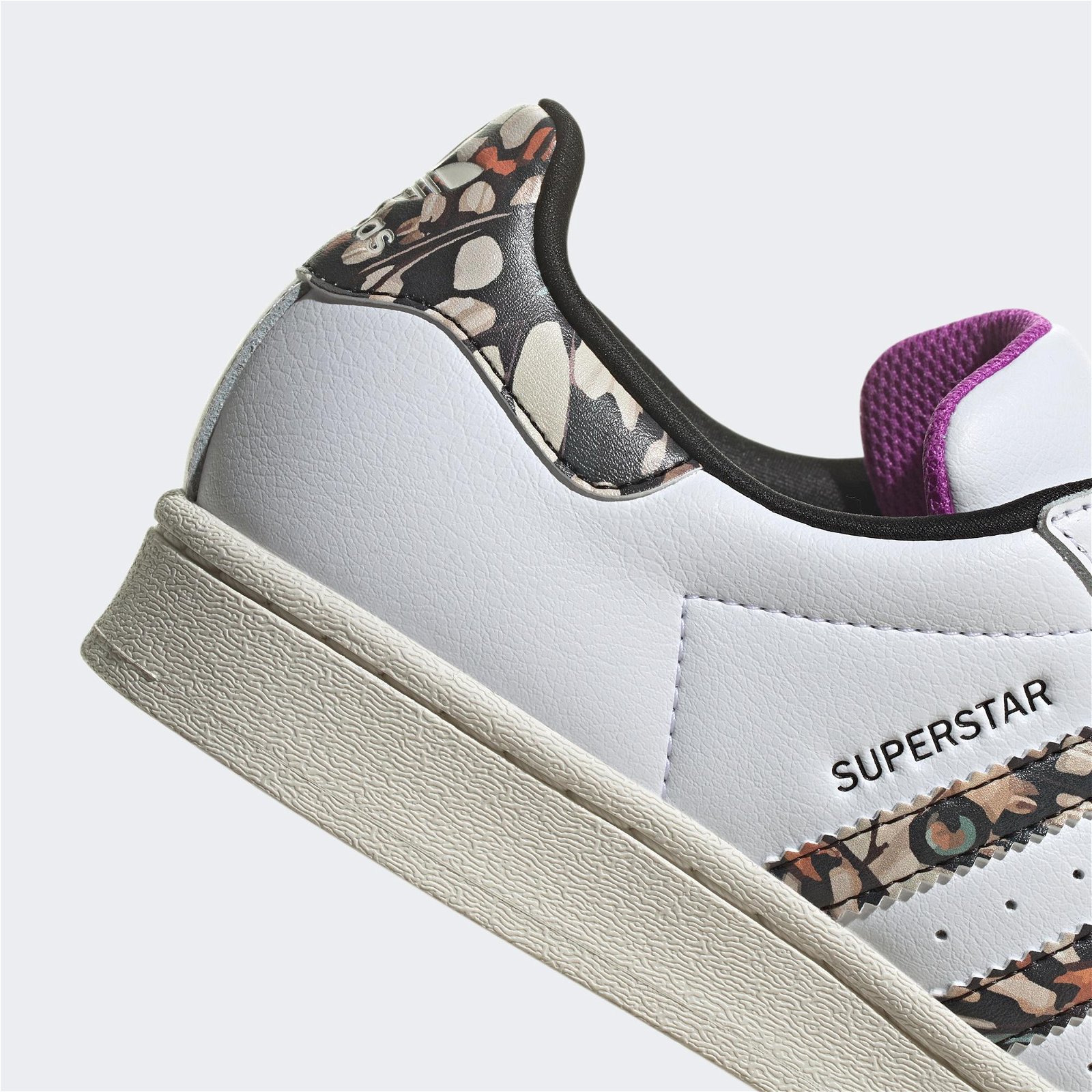 adidas Superstar Desenli Kadın Beyaz Sneaker