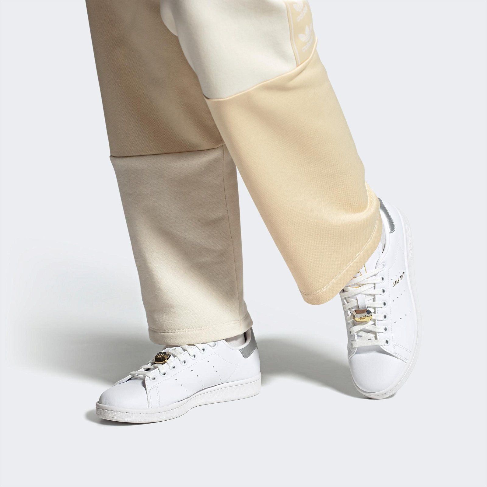 adidas Stan Smith Kadın Beyaz-Gri Sneaker