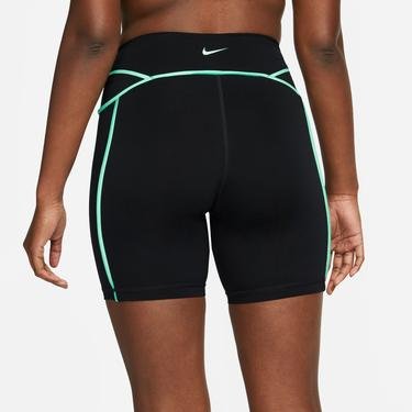  Nike Pro Dri-FIT Mid Rise 7 İnç Membershp Kadın Siyah Kısa Tayt