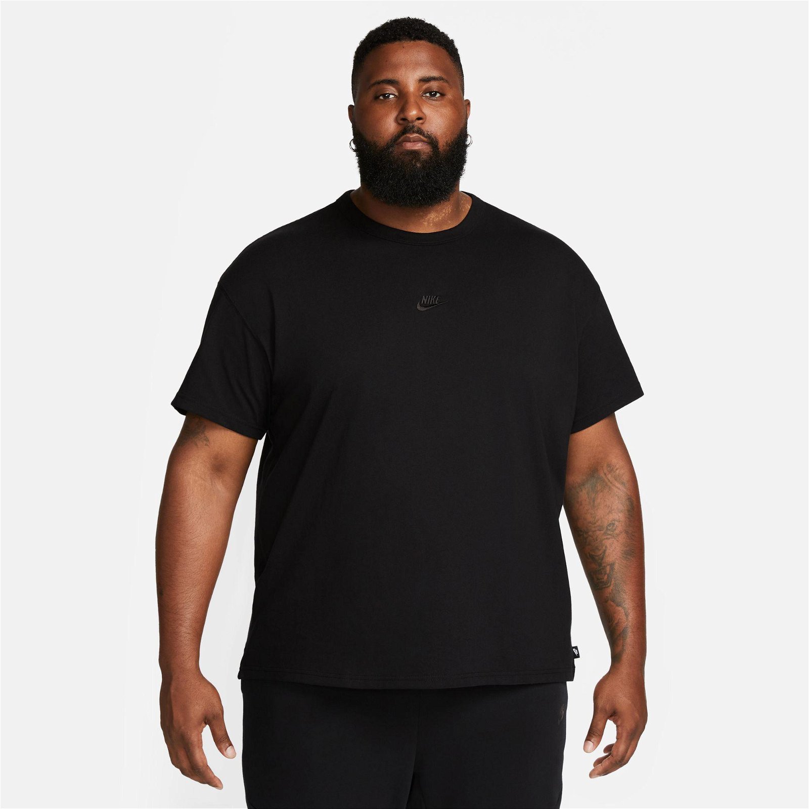 Nike Sportswear Premium Essential Sustainable Erkek Siyah T-Shirt