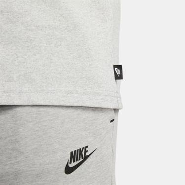  Nike Sportswear Premium Essential Sustainable Erkek Gri T-Shirt