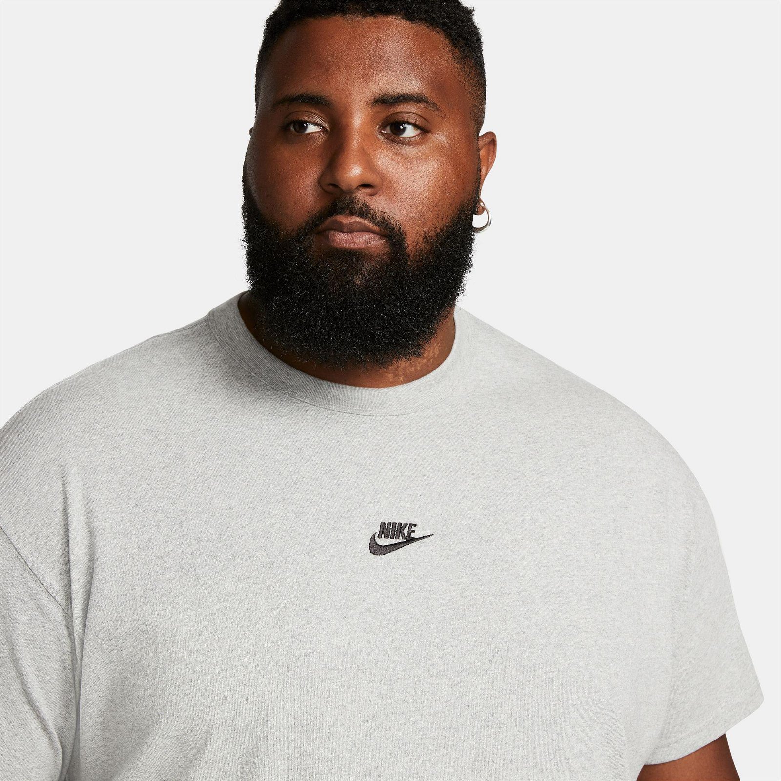 Nike Sportswear Premium Essential Sustainable Erkek Gri T-Shirt
