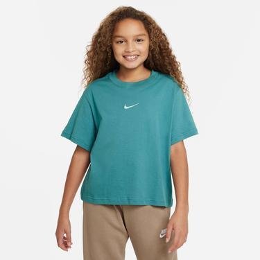  Nike Sportswear Essential Boxy Çocuk Yeşil T-Shirt
