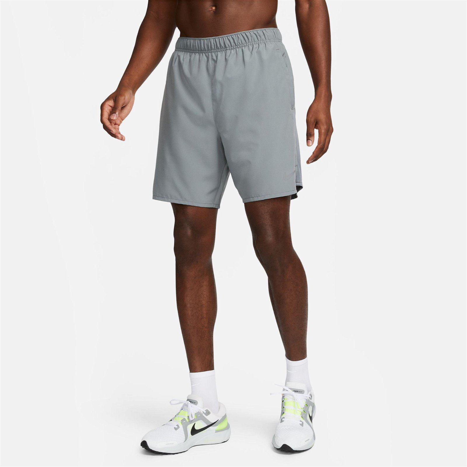 Nike Dri-Fit Challenger 72In1 Erkek Gri Şort