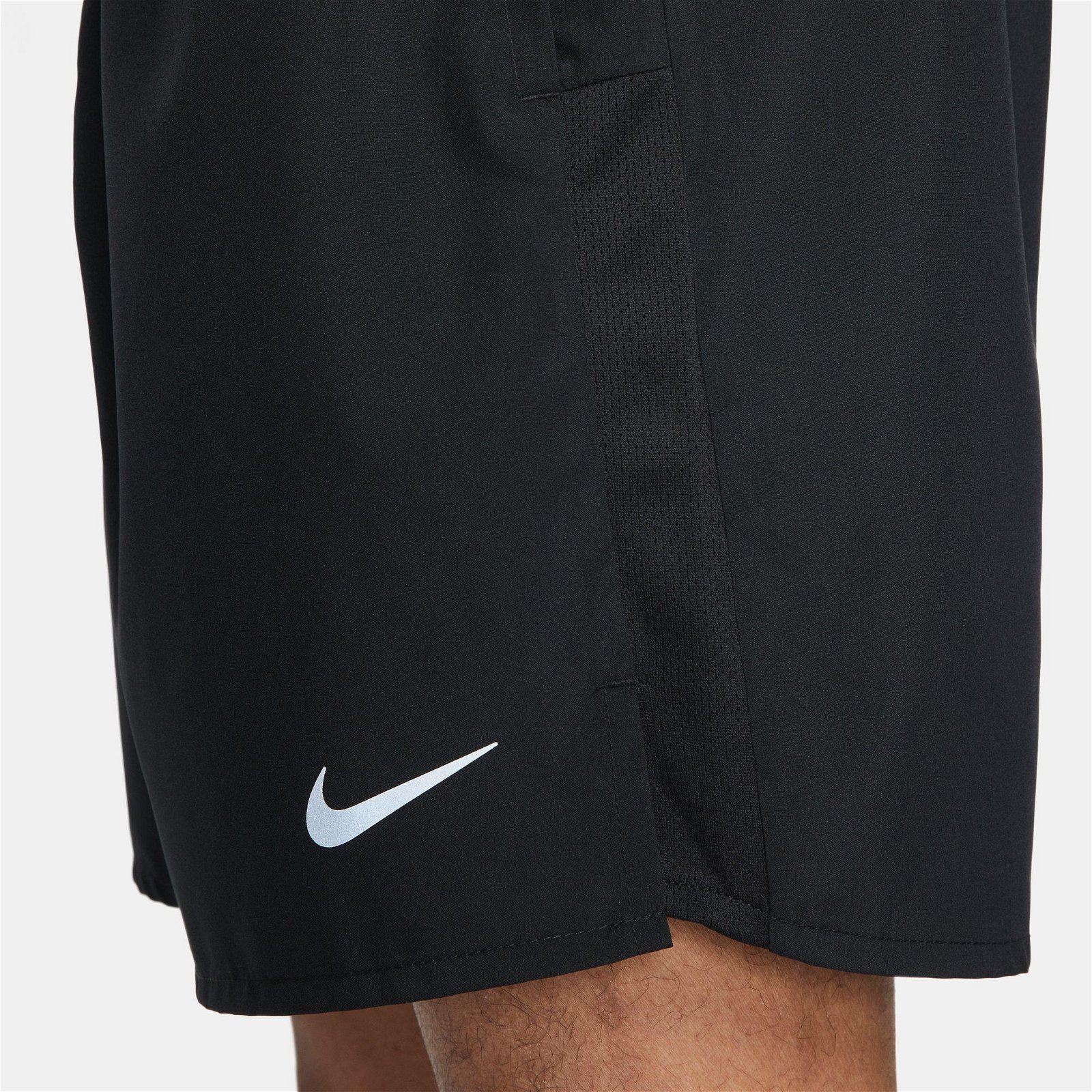Nike Dri-Fit Challenger 18cm Unlined Erkek Siyah Şort