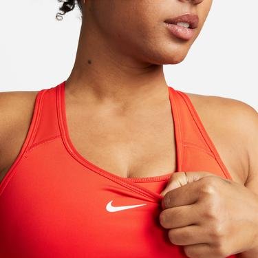  Nike Dri-Fit Swoosh 1 Piece Pad Kadın Kırmızı Bra