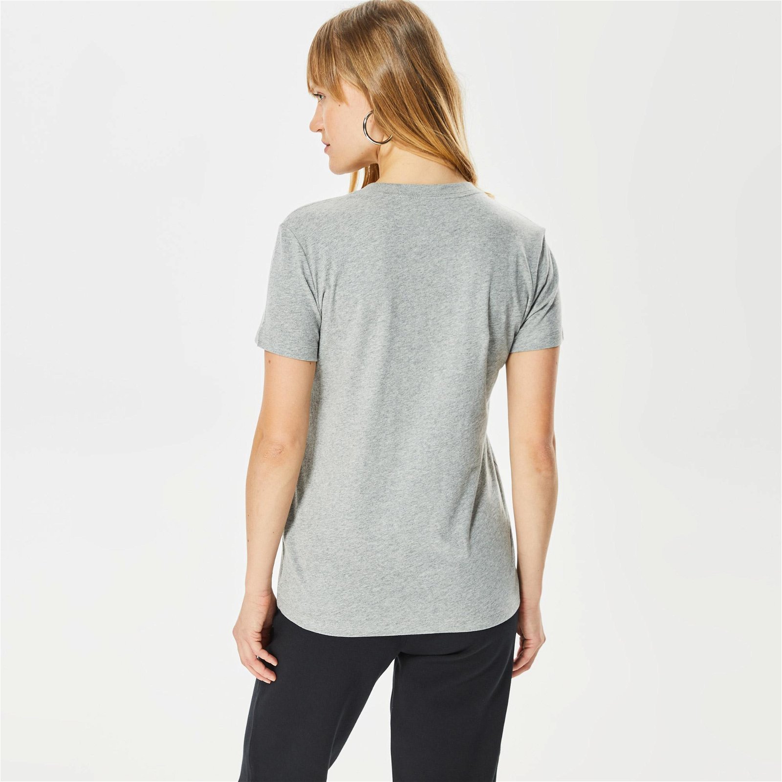 Nike Sportswear Essentials Icon Futur Kadın Gri T-Shirt
