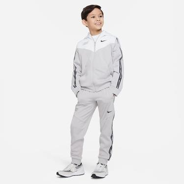  Nike Sportswear Repeat Jogger Çocuk Gri Eşofman Altı