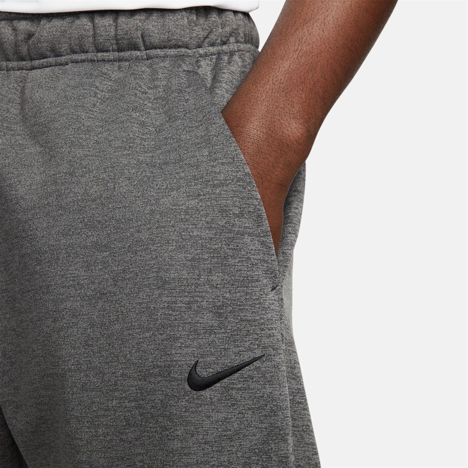 Nike Therma-Fit Taper Erkek Gri Eşofman Altı