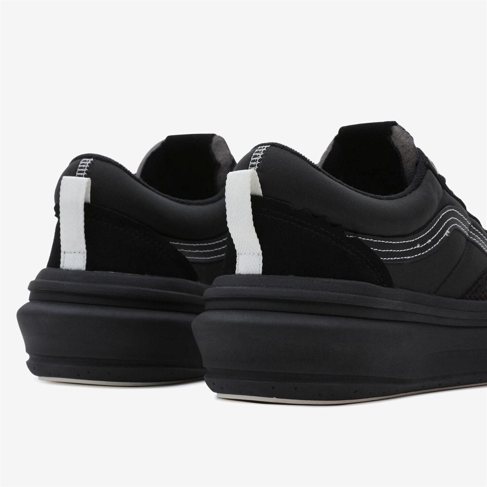 Vans Old Skool Overt Plus Unisex Siyah Sneaker
