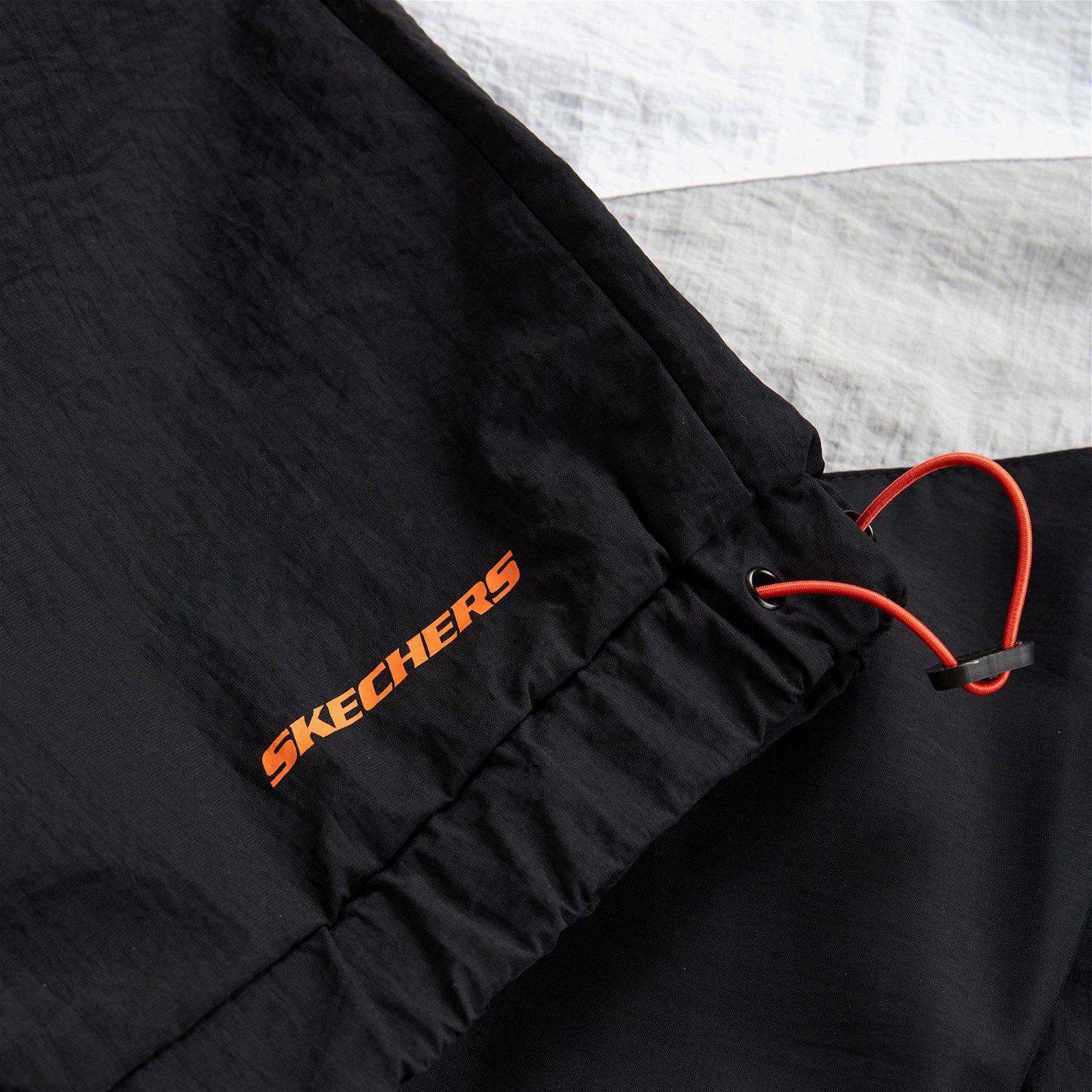 Skechers Micro Collection ection Color Block Bomber Kadın Siyah Ceket