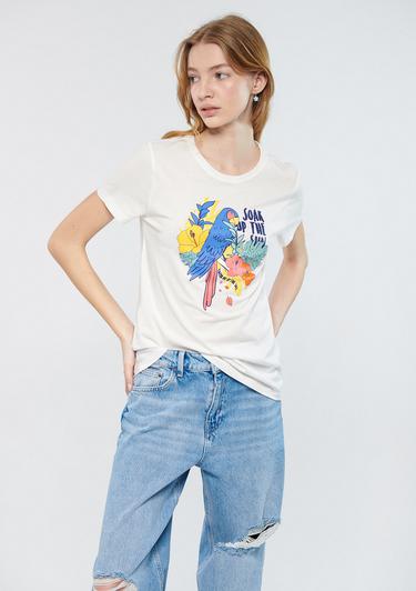  Mavi Papağan Baskılı Beyaz Tişört Slim Fit / Dar Kesim 1611426-70057