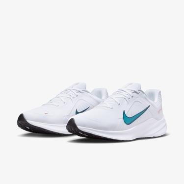  Nike Quest 5 Erkek Beyaz Spor Ayakkabı
