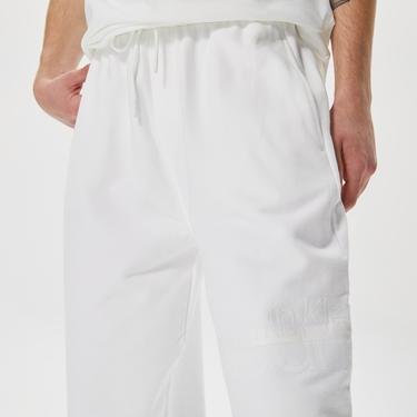  Calvin Klein Jeans Disrupted Lacquer Logo Erkek Beyaz Pantolon