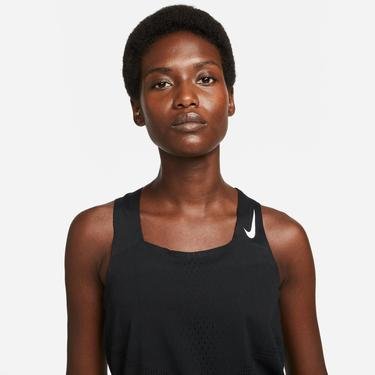  Nike Dri-Fit Adventure Aeroswoft Singlet Kadın Siyah Kolsuz T-Shirt