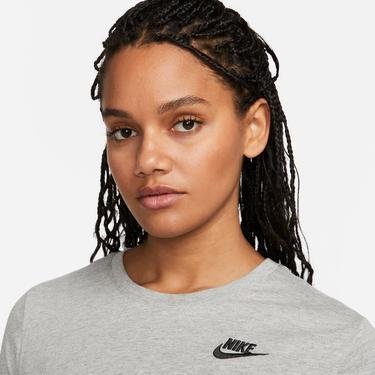  Nike Sportswear Club Kadın Gri T-Shirt