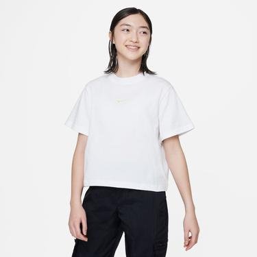  Nike Sportswear Essential Boxy Çocuk Beyaz T-Shirt