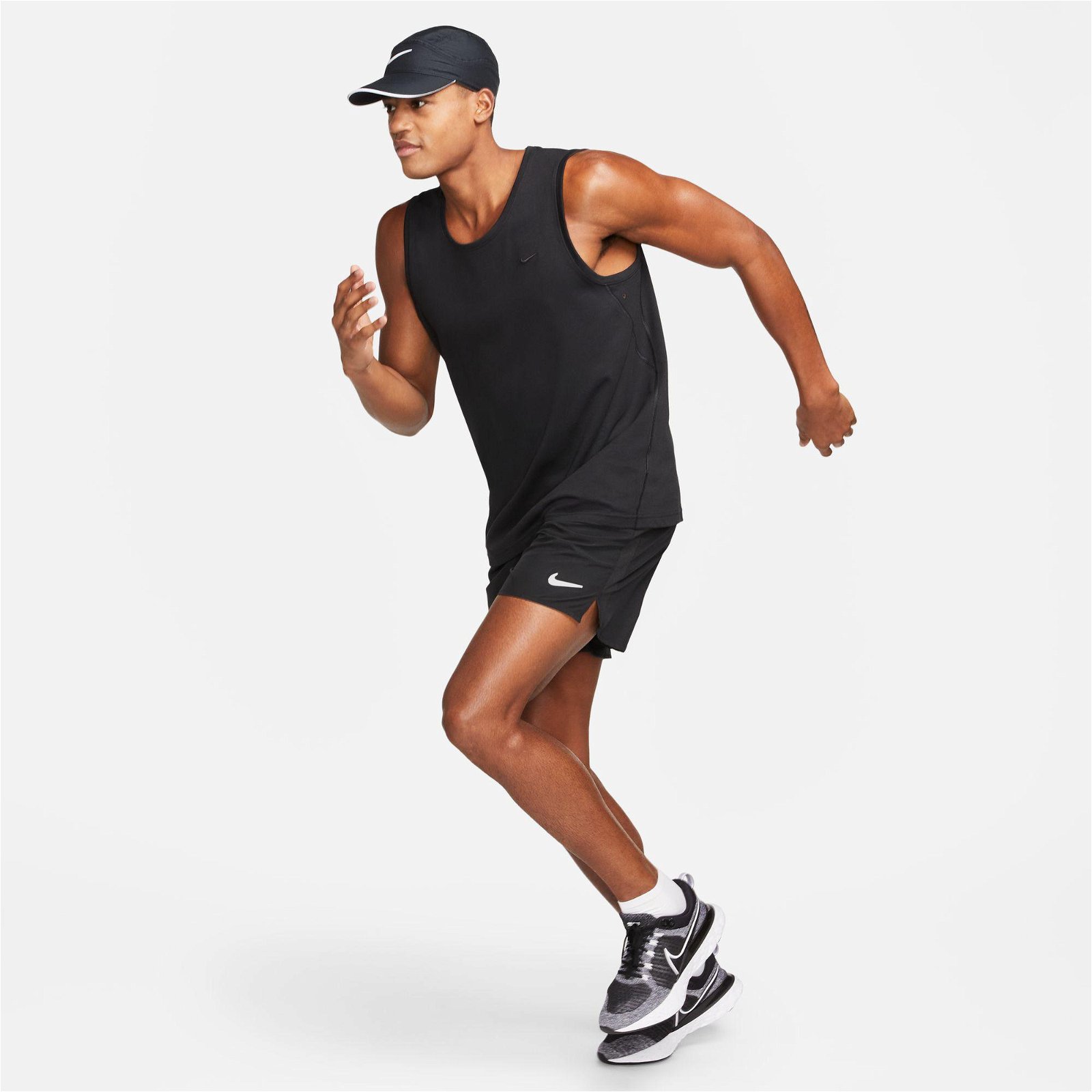 Nike Dri-Fit Primary Tank Erkek Siyah Kolsuz T-Shirt