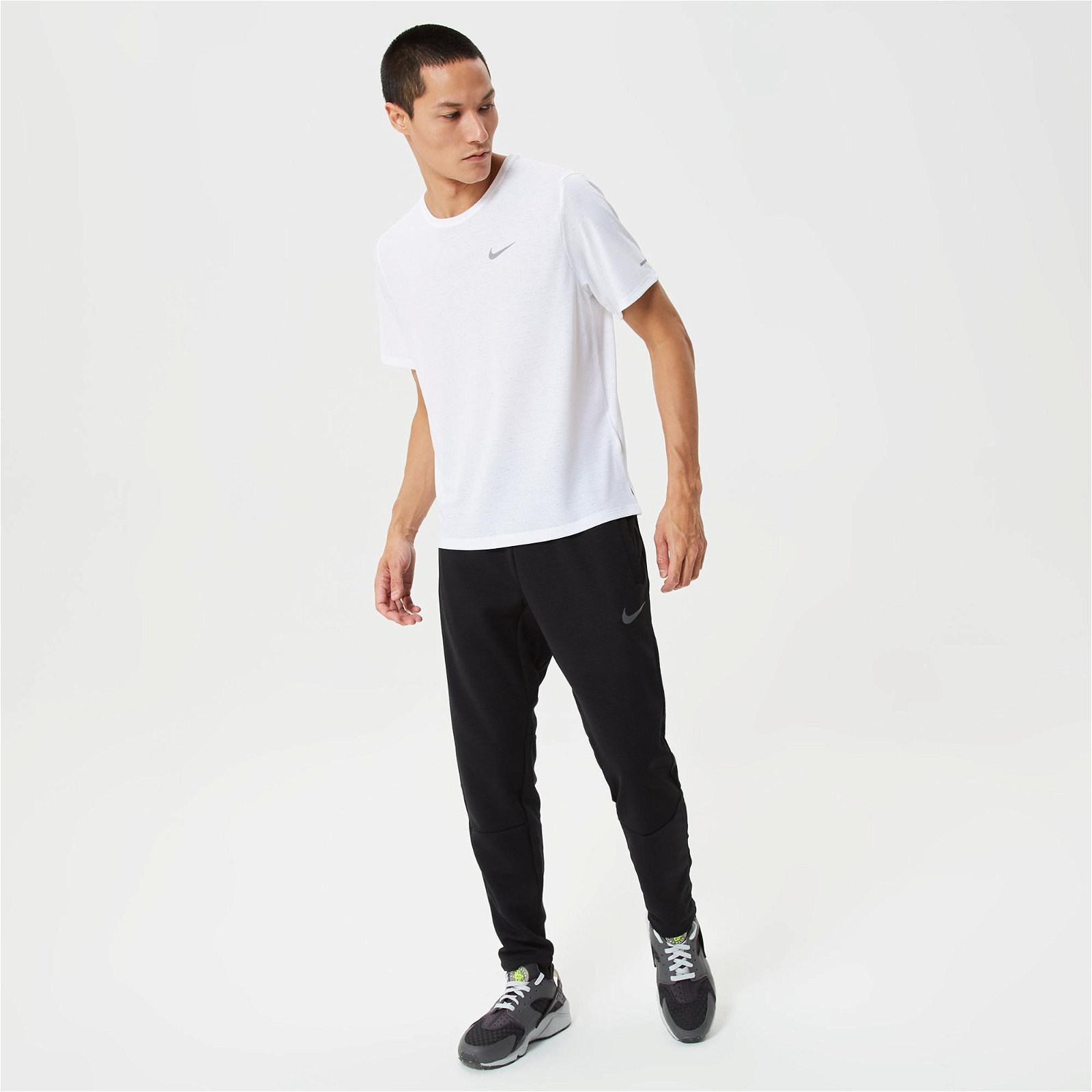 Nike Dri-Fit Miler Top Erkek Beyaz T-Shirt