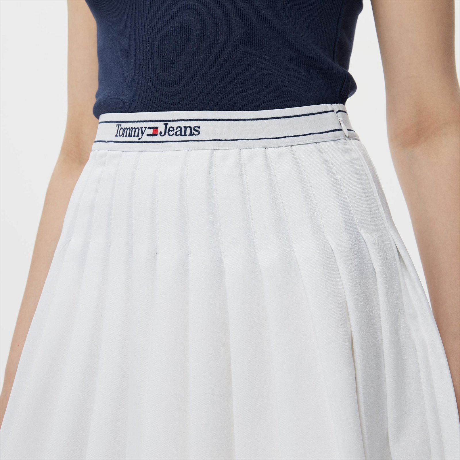Tommy Jeans Logo Wb Pleat Mini Kadın Beyaz Etek