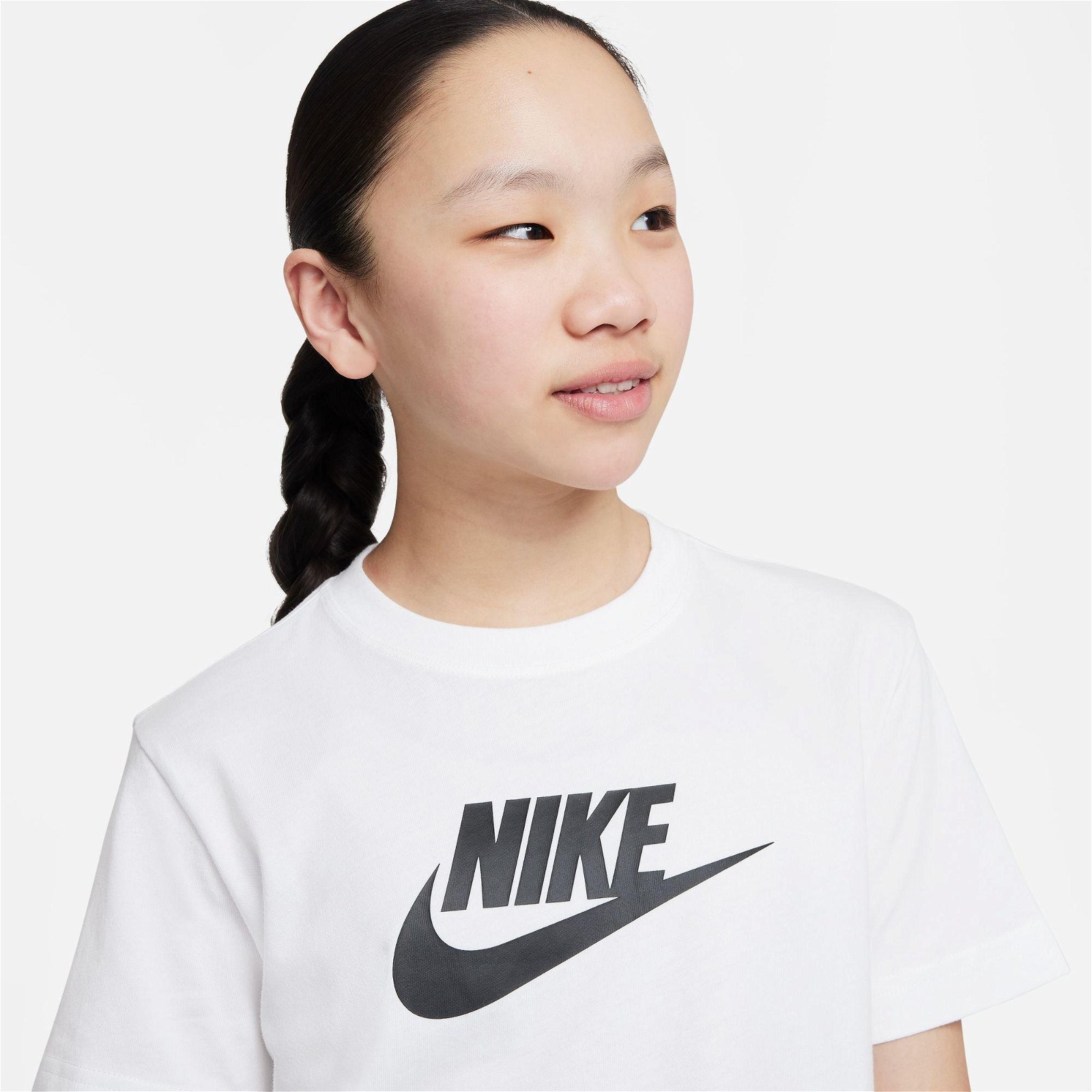 Nike Sportswear Futura Çocuk Beyaz T-Shirt