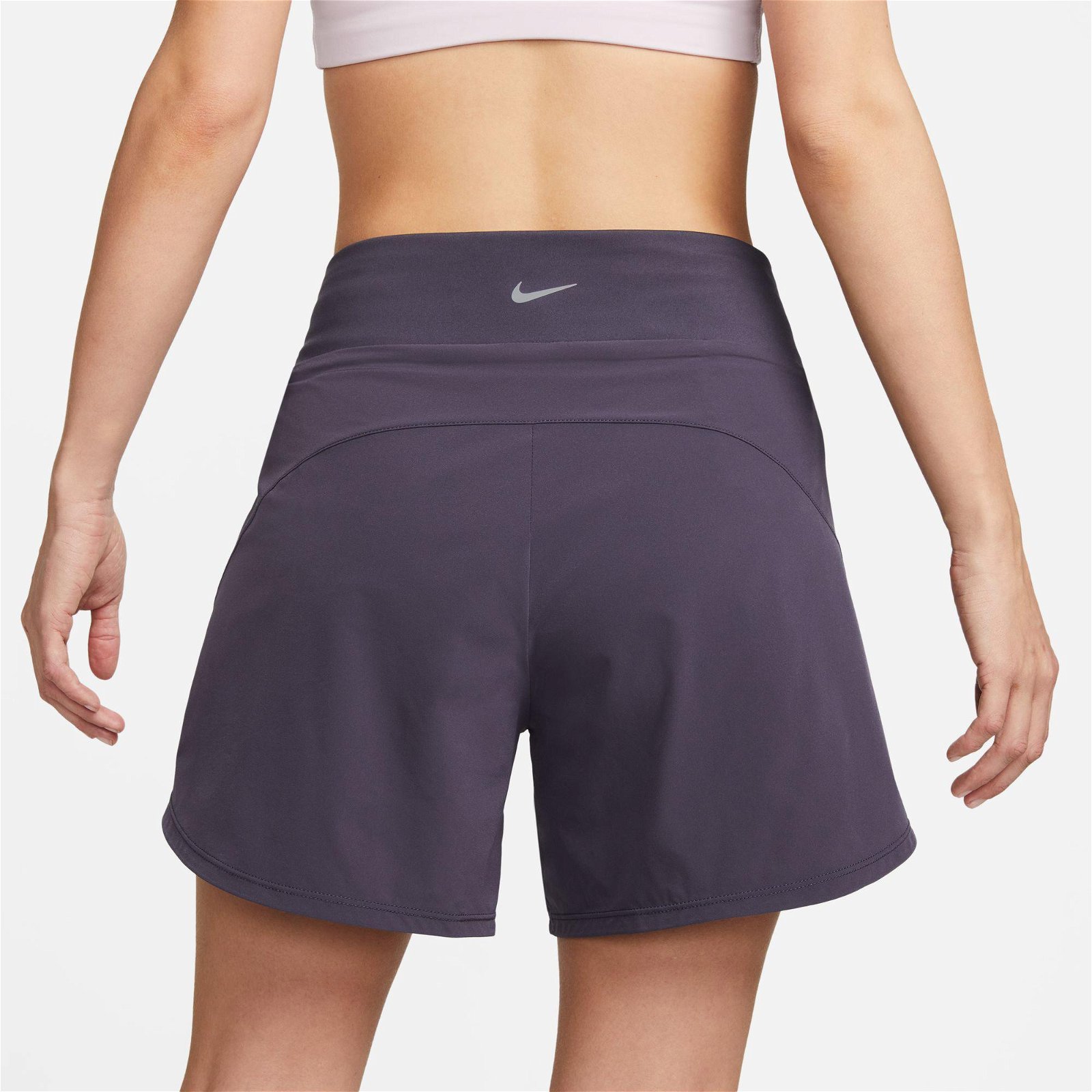 Nike Bliss Dri-Fit Mr 5 inç Kadın Gri Şort