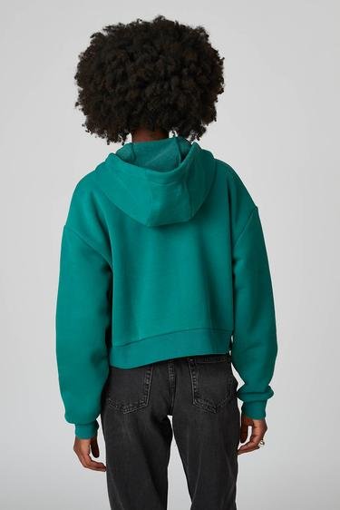  Kapşonlu Çıtçıtlı Crop Sweatshirt