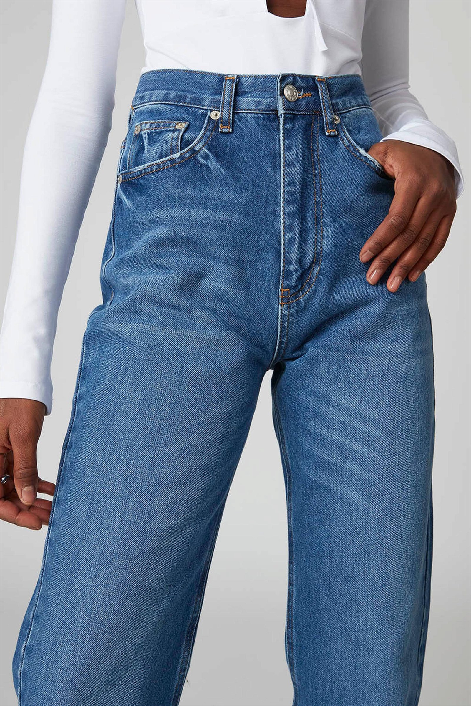 Yırtmaçlı Straight Jean
