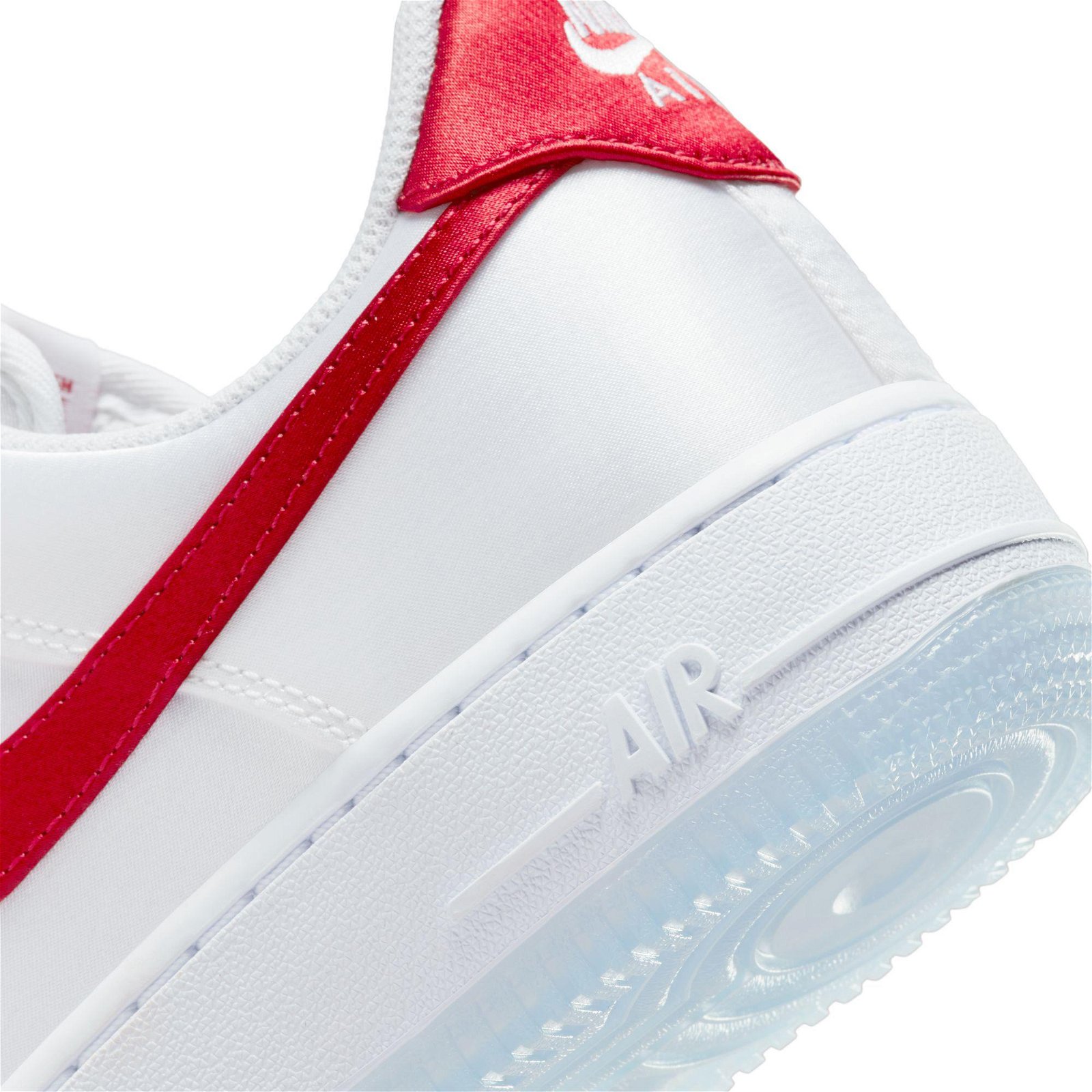 Nike Air Force 1 '07 Essential Snkr Kadın Beyaz Spor Ayakkabı
