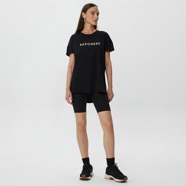  Skechers Graphic Crew Neck Basic Kadın Siyah T-Shirt