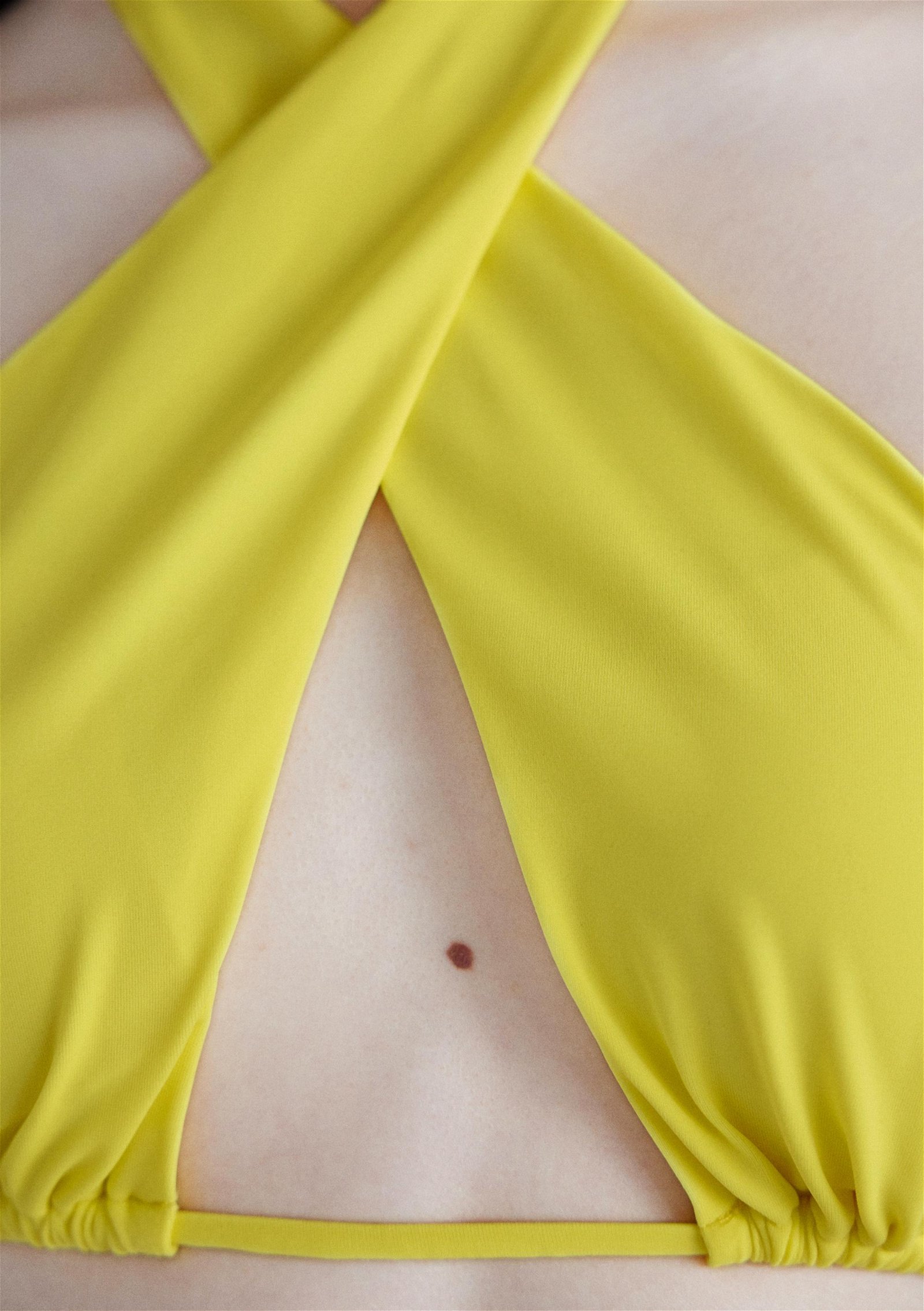Mavi Çapraz Bağlamalı Sarı Bikini Üstü 1911634-32206