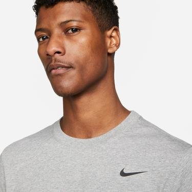  Nike Dri-Fit Dri-Fitc Crew Solid Erkek Gri T-Shirt