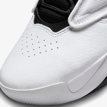  Jordan Max Aura 4 Erkek Beyaz-Siyah Spor Ayakkabı