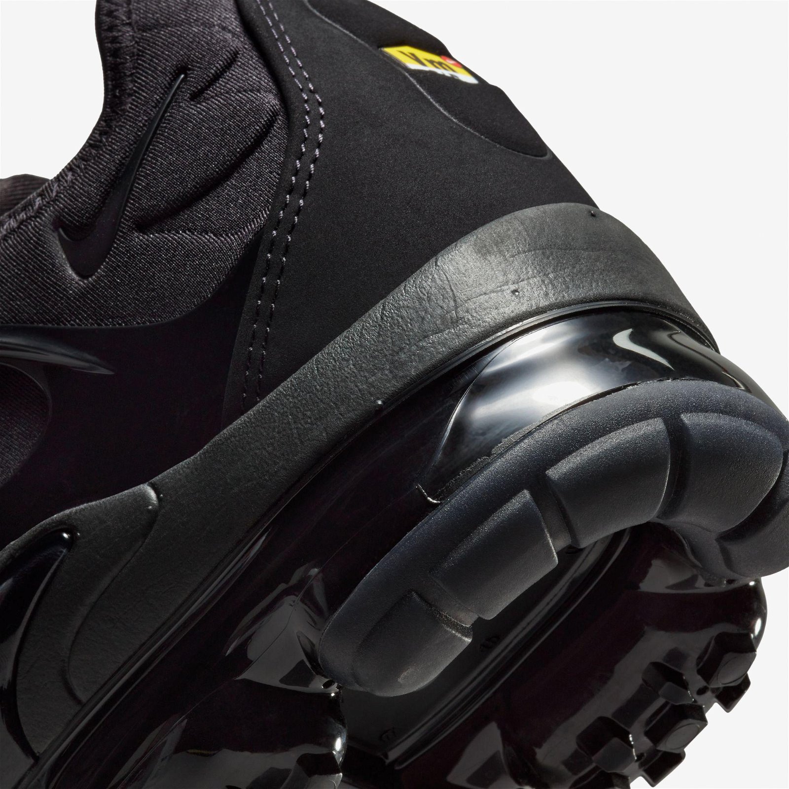 Nike Air Vapormax Plus Erkek Siyah Spor Ayakkabı