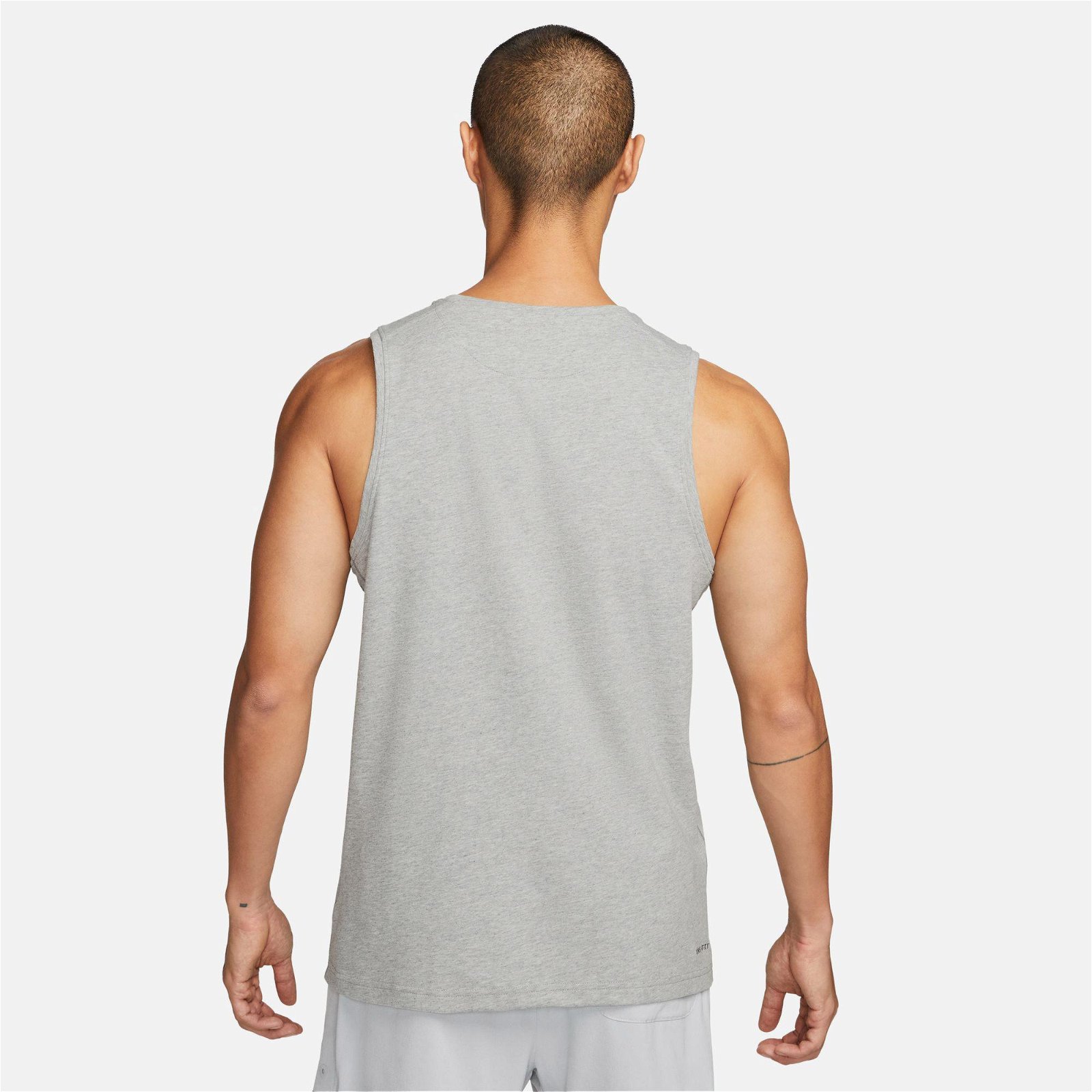 Nike Dri-Fit Primary Tank Erkek Gri Kolsuz T-Shirt