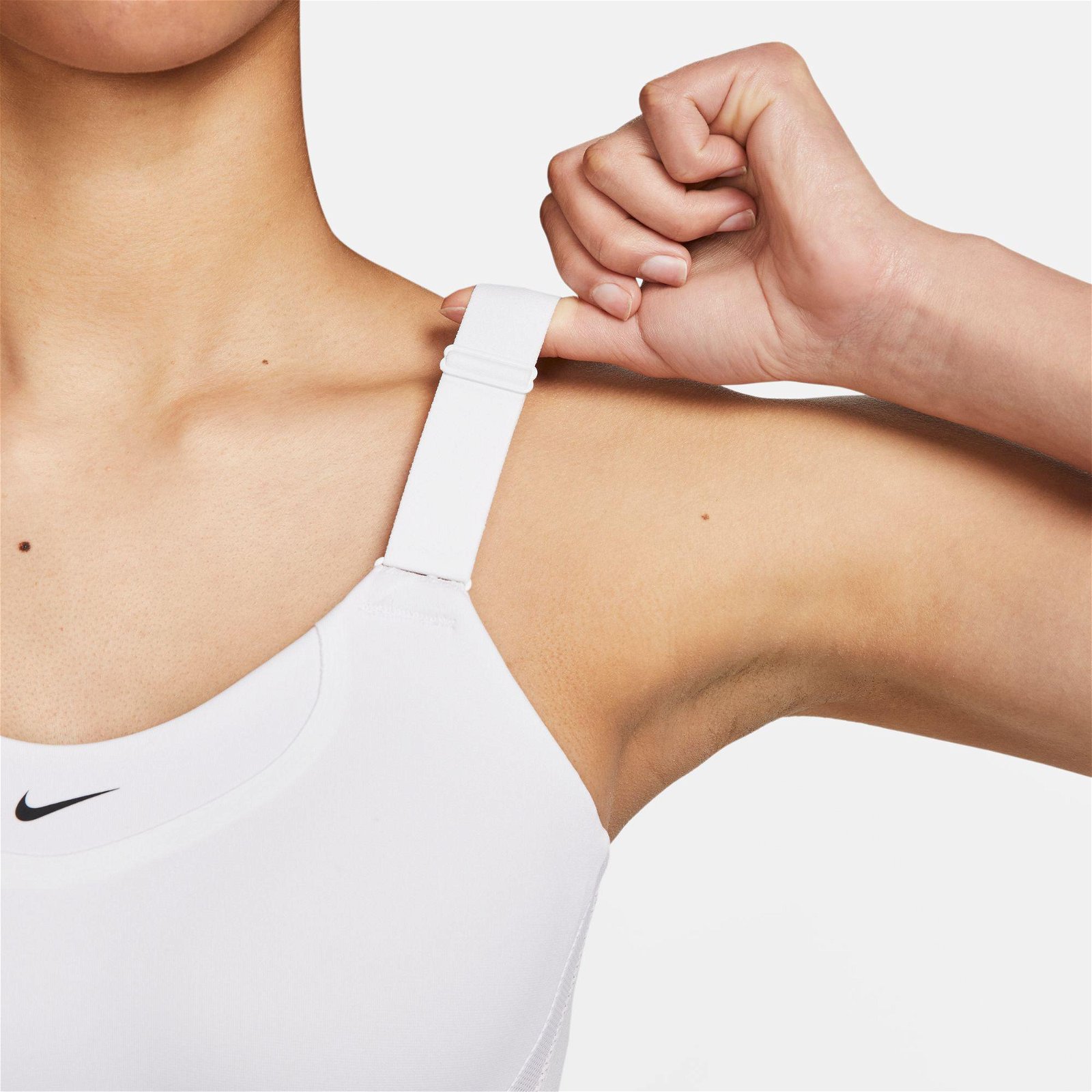 Nike Dri-FIT Alpha Kadın Beyaz Bra