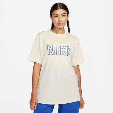  Nike Sportswear Brief Kadın Krem T-Shirt