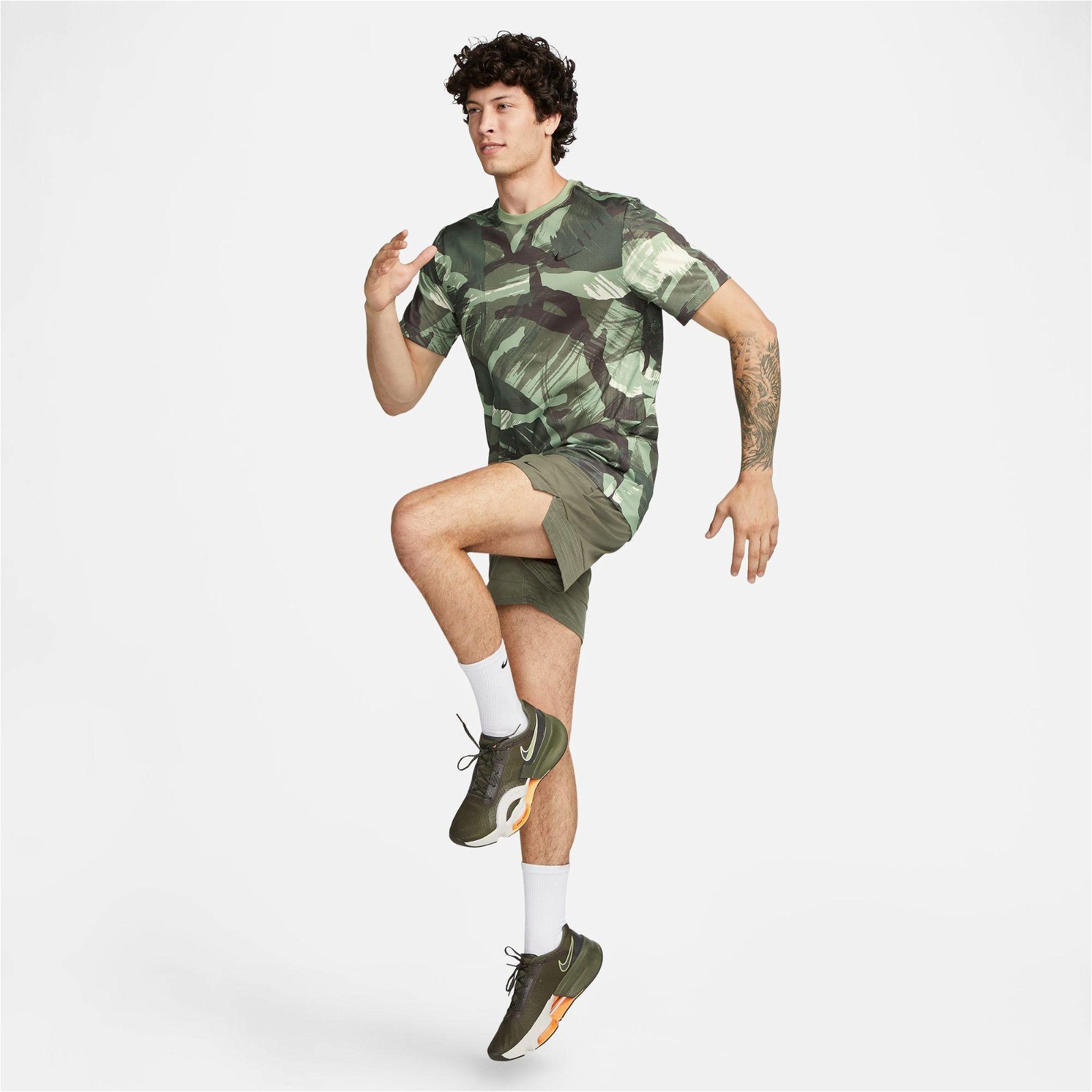 Nike Dri-FIT Legend Camo Aop Erkek Yeşil T-Shirt