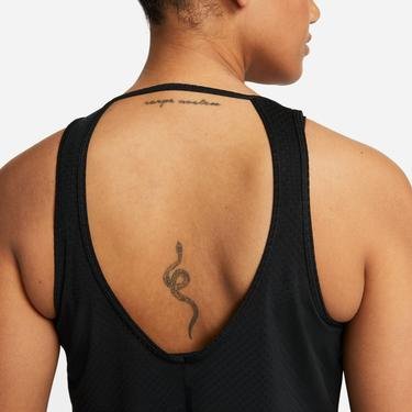  Nike One Dri-FIT Breathe Tank Kadın Siyah Kolsuz T-Shirt