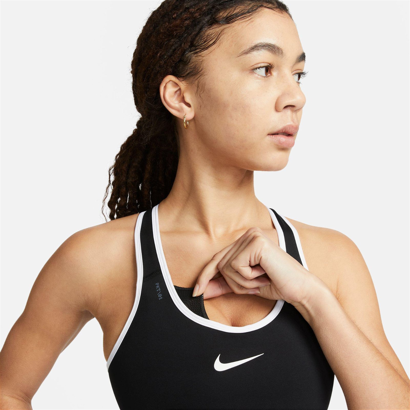 Nike Swoosh On The Run Kadın Siyah Bra
