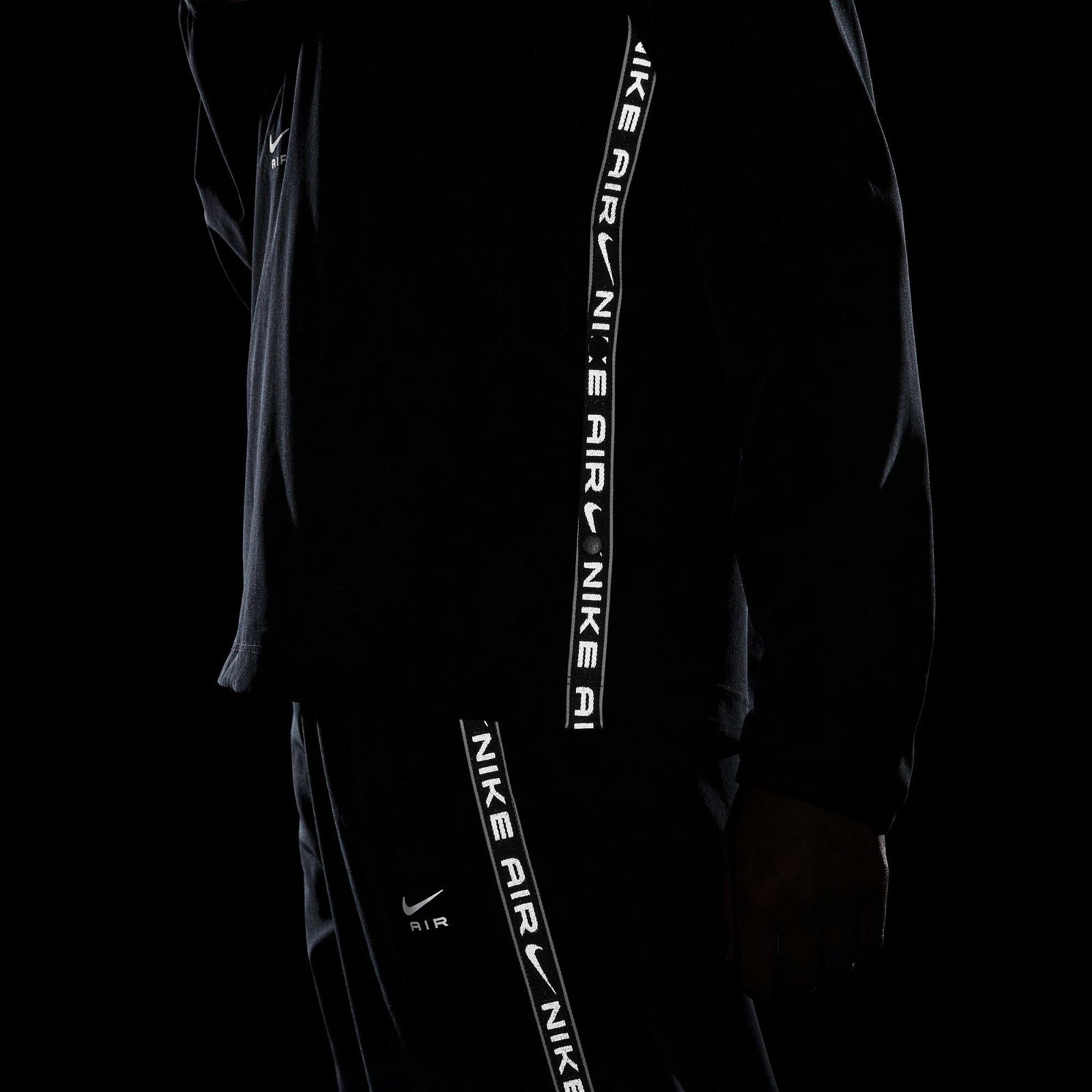 Nike Air Dri-FIT Kadın Siyah Ceket