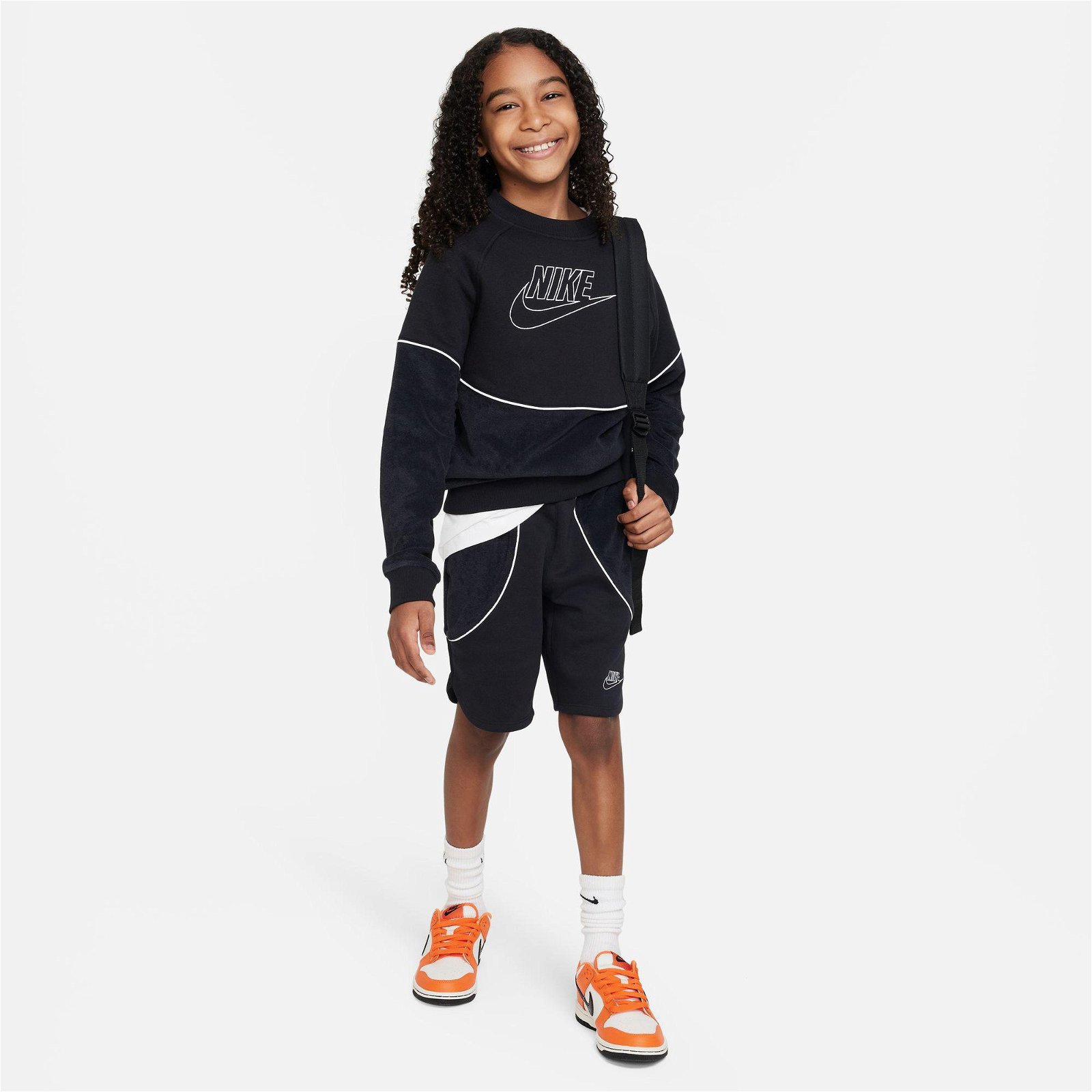 Nike Sportswear Amplify Crew Çocuk Siyah Sweatshirt