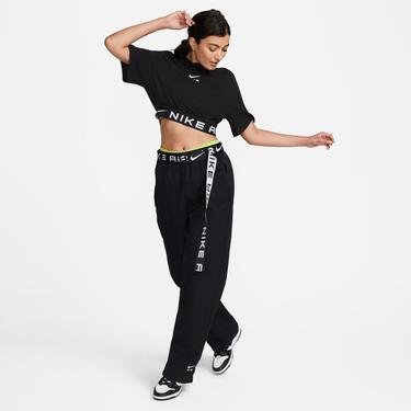  Nike Sportswear Air Crop Top Kadın Siyah T-Shirt