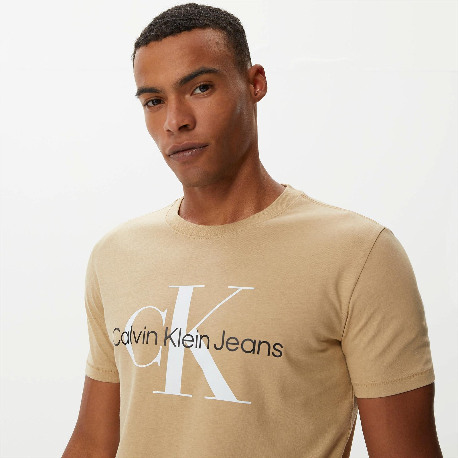 Calvin Klein Seasonal Monologo Bej Erkek T-Shirt