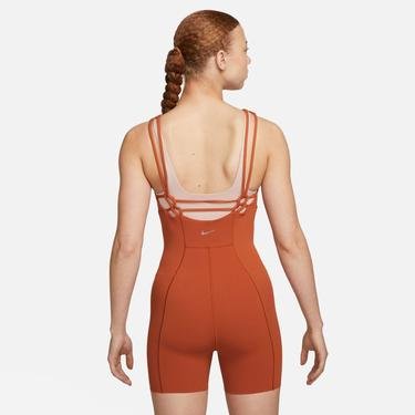  Nike Yoga Dri-Fit Luxe 5 İnç Jumpsuit Kadın Kahverengi Tulum