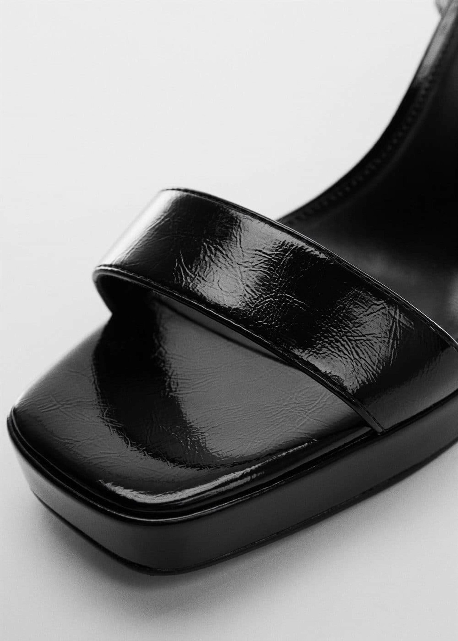 Mango Çocuk Bantlı Topuklu Sandalet Siyah