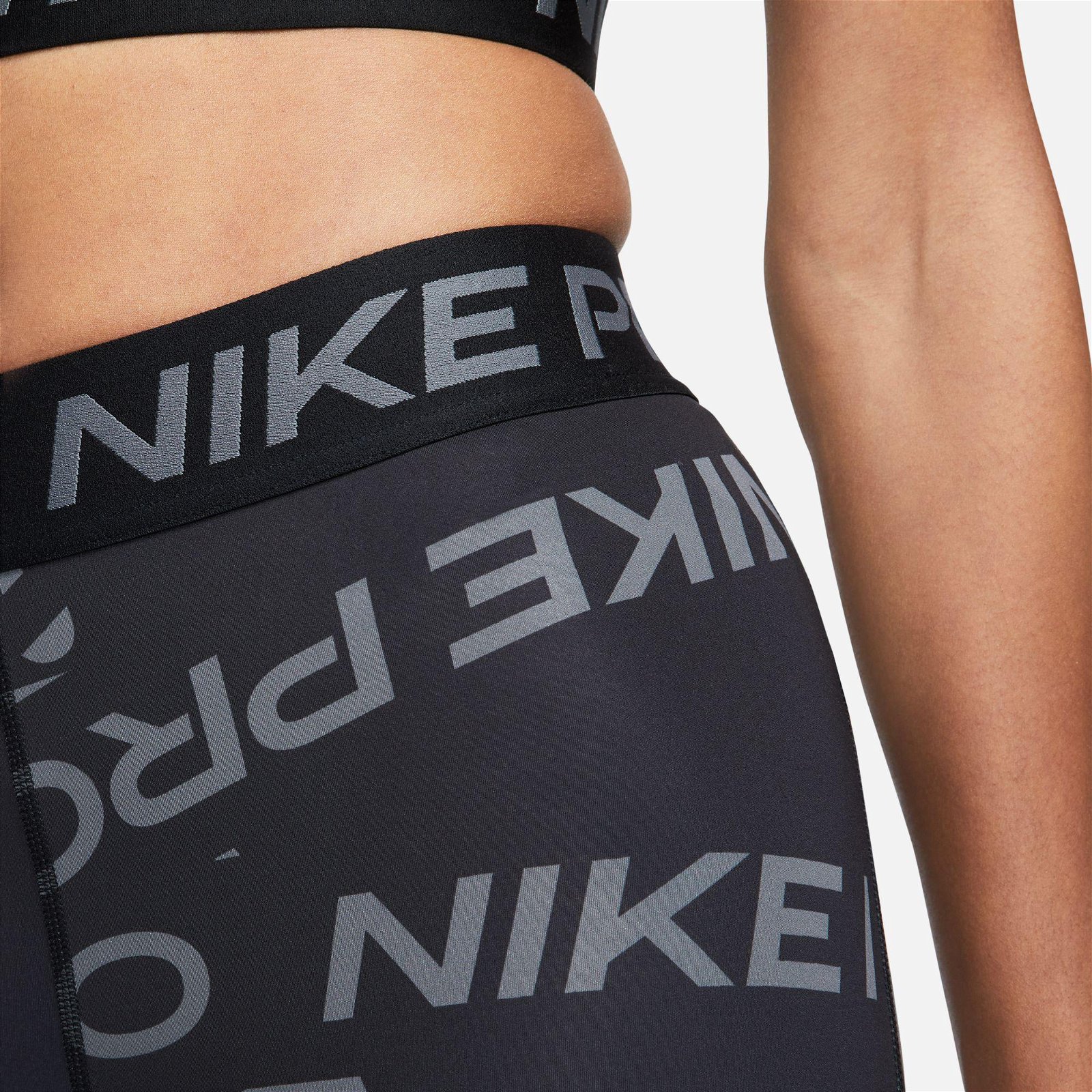 Nike Pro Dri-FIT Mid Rise 7/8 Aop Kadın Siyah Tayt